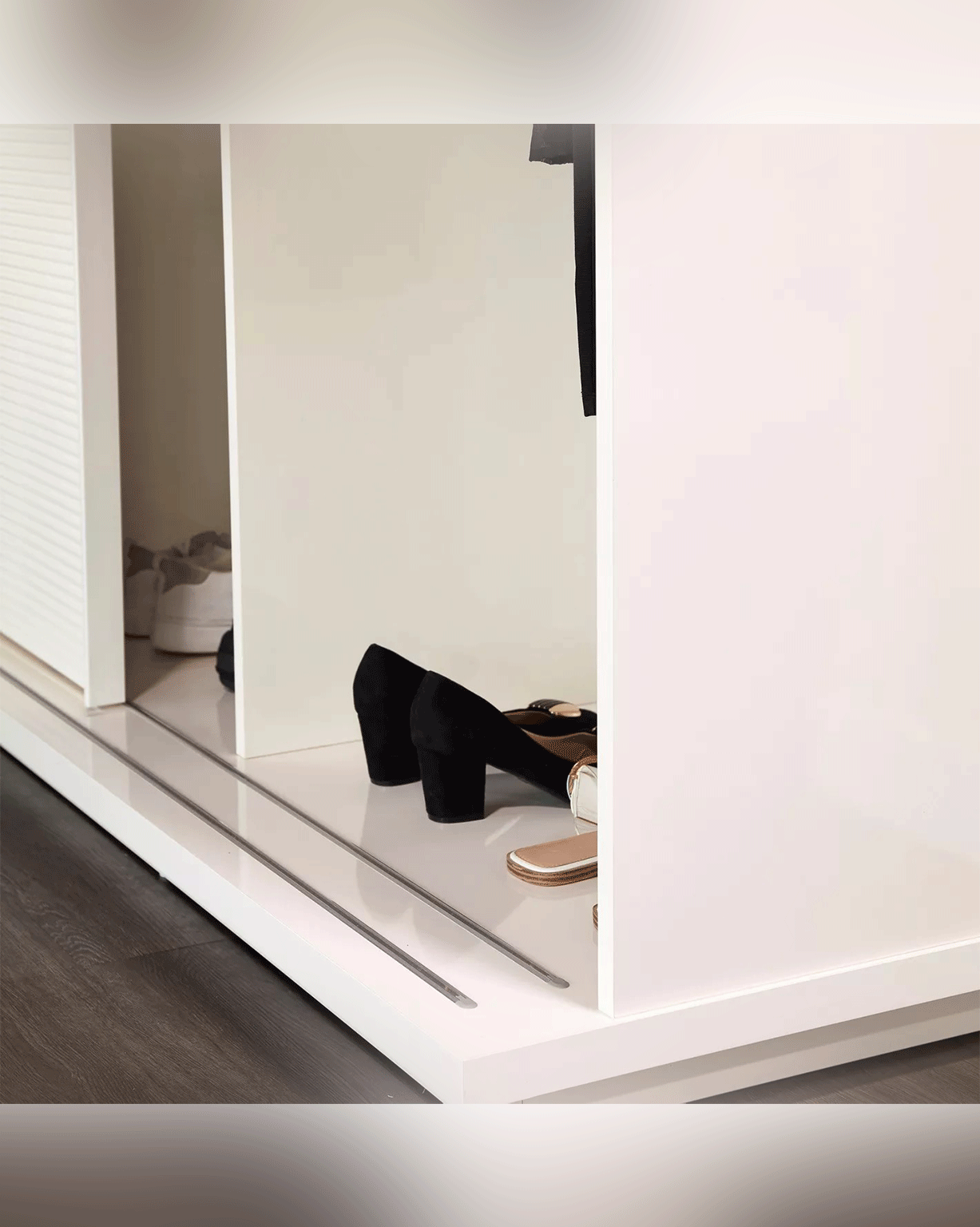 Stefan 2-Door Sliding Wardrobe with Drawers - Image 3